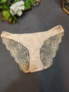 Lace Detail Briefs