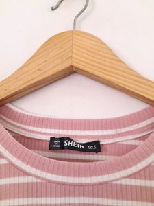 Pink Casual Top (Women&#39;s)