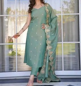 Elegant Mint Green Kurta Set