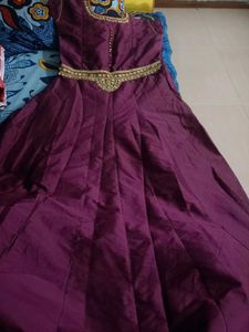 Elegant Purple Ethnic Gown
