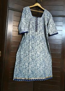 Women Blue Cotton Printed Embroidered Suit Set