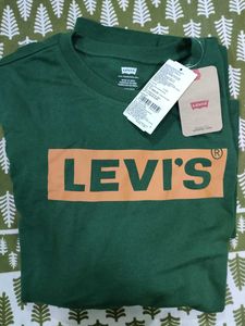 Brand New Original Levi&#39;s Full T