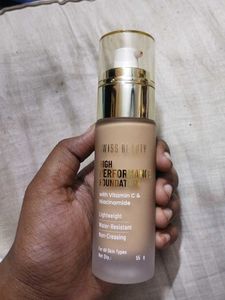 Swiss Beauty Foundation Shade Natural 04