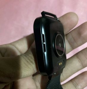 boat stroam 3 smart watch