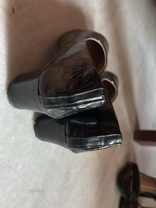 Black Pump Shoes