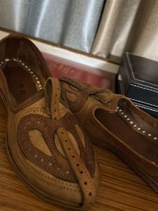 Ethnic pure leather  Rajasthani Jutti