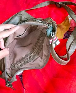 ✅High Quality Leather Sling Bag For Women &amp; Girls.