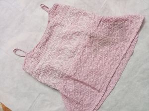 pink top