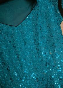 party were frog👗