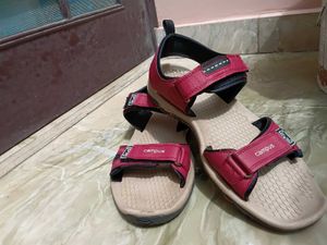 Campus Red &amp; Black Sandals - Size [9]