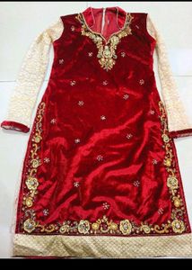 Girls Velvet Kurta