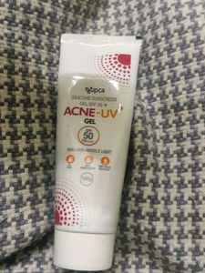 Acne Uv Sunscreen 100g