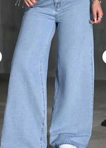 Relaxed Fit Baggy Jeans