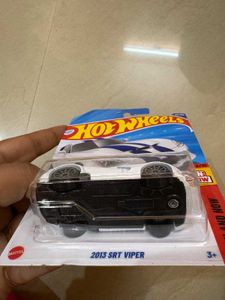 Hot Wheels Porsche &amp; Viper Set