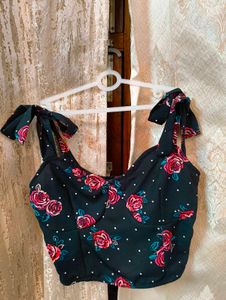 Floral Printed Sleeveless Crop Top