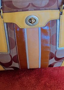 Authentic Coach Hampton Signature Carryall handbag