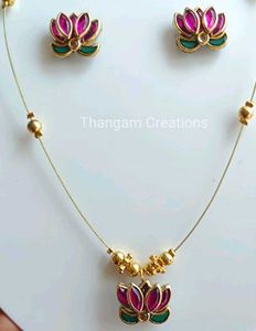 Lastest Invisible Necklace With Earrings