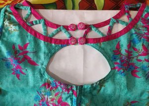 Kurti With Dupatta
