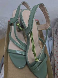 Clearance Sale NEW Heels