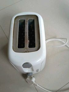 Borosil Toaster