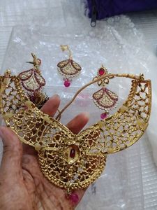 Stone Studded Jewellery Set