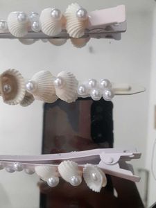 SEASHELL HAIR CLIPS