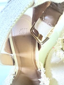 H&amp;M Woven Wedges