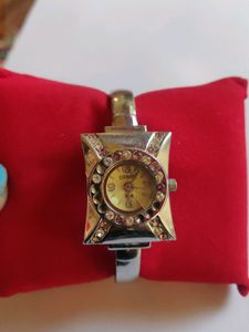 Kada Watch