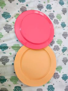 Round Dinner Plates