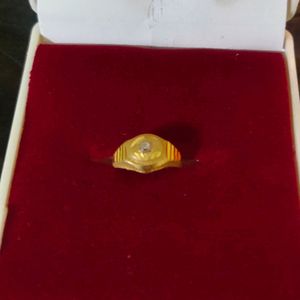 Vintage Gold Ring with Diamond