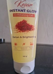 Exfoliating Gel , Detan &amp; Brightening