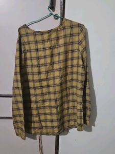 Plaid Long Sleeve Top