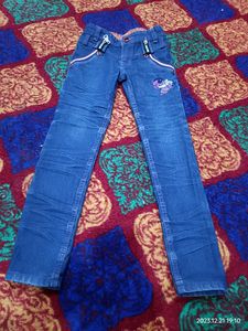 Girls Designer Jeans In Blue Colour