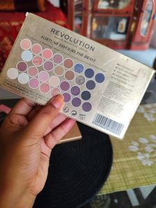 Revolution Makeup Eyeshadow palate