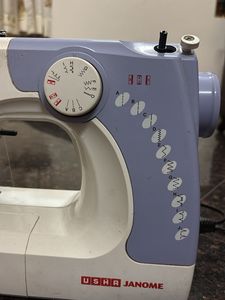 Usha Janome Sewing Machine