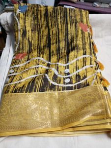 used Elegant Printed Saree