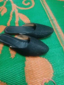 Black And Silver Flipflop &amp; Bellies 💕❤️💕💕❤️