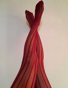 Red Patterned Tights  ✨️ ♥️