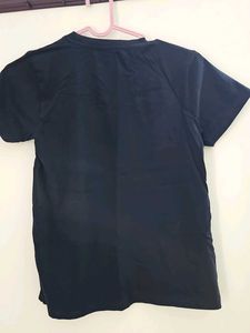 Black Tshirt Intune