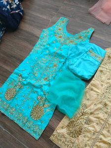 Embroidered Salwar Kameez Suit