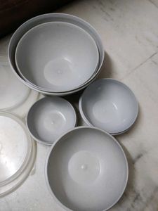 Container With Lids - Set of 5