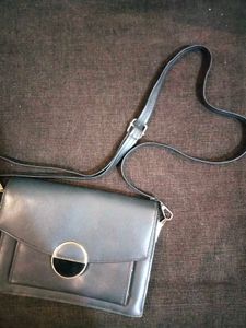 Chic Black Crossbody Bag