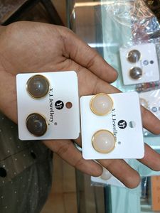 Earrings  (Heavy Studs)