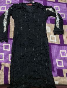 🖤Black Embroidered Sleeve Dress🖤