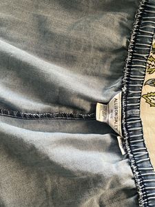 Levi’s copy jeans trending mom fit