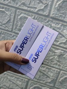 Nykaa Super Light Lipstick