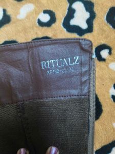 Brown Knee High Boots in 38 no. 5.5 inch