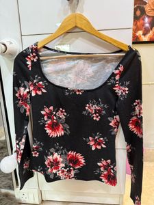Floral Full Sleeves Warm Top