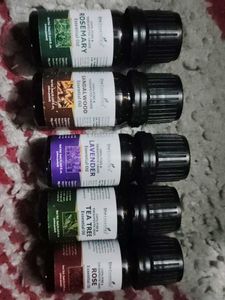 She Essentials Oil Set