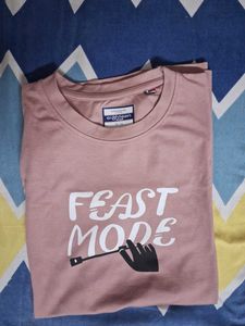 Feast Mode Graphic Tee – Light Mauve |